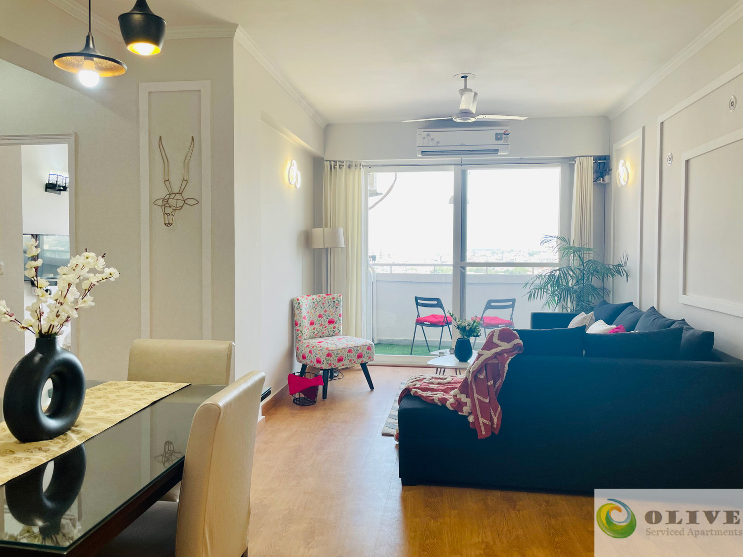 SERVICE APARTMENTS NOIDA